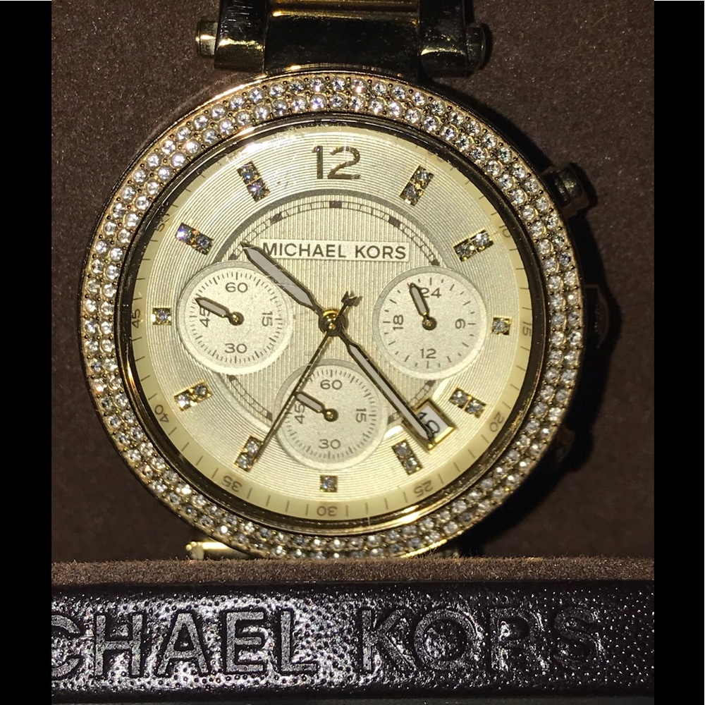 EUC! Women’s Michael Kors Chronograph  Watch